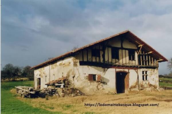 La maison dans son état initial 